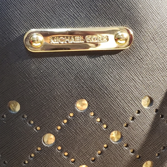 Michael Kors Saffiano Leather Violet Carry All - Picture 7 of 12